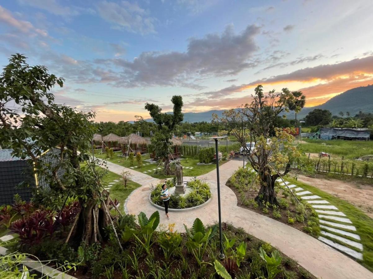 Kampot Tropical Village Kültér fotó